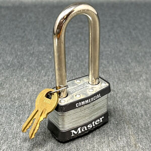 Old Master Lock Padlock Commercial Use No 5 with 2 Keys USA Made Security Locks